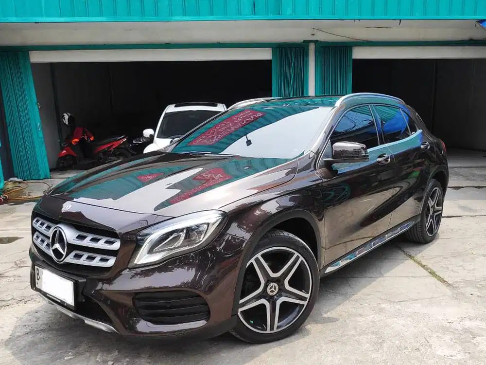 2018 Mercedes GLA200 AMG TURBO (250N.m) Highest Type Panoramic Sunroof