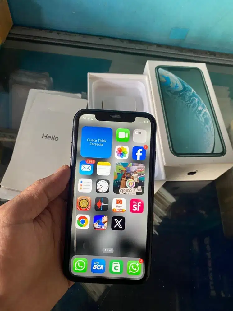 Ip XR 64gb inter all operator whitelist