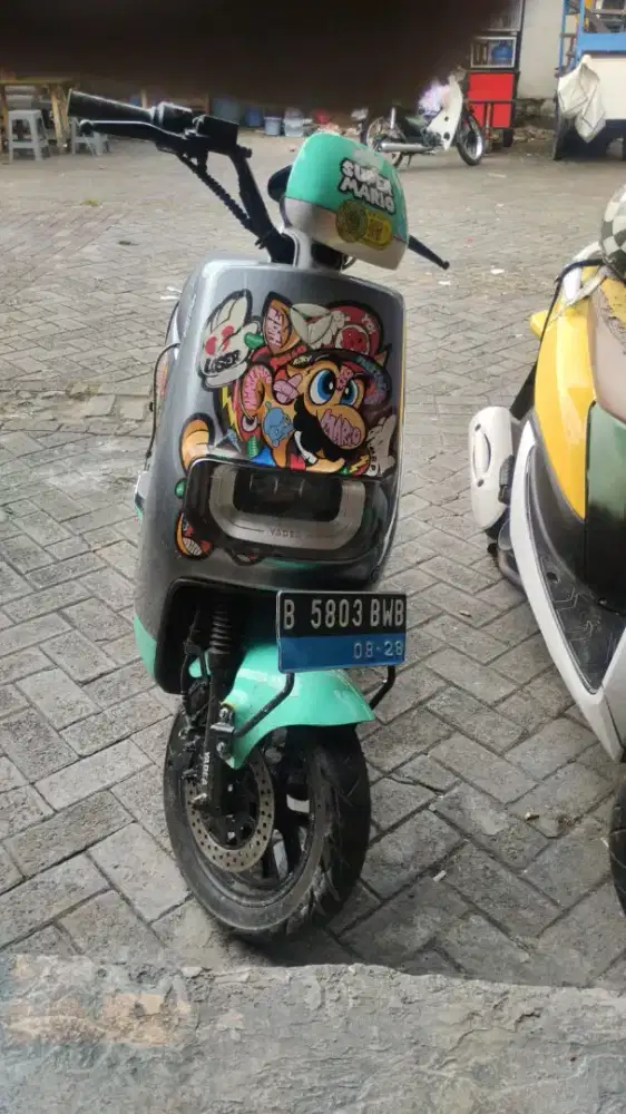 Di jual motor listrik yadea