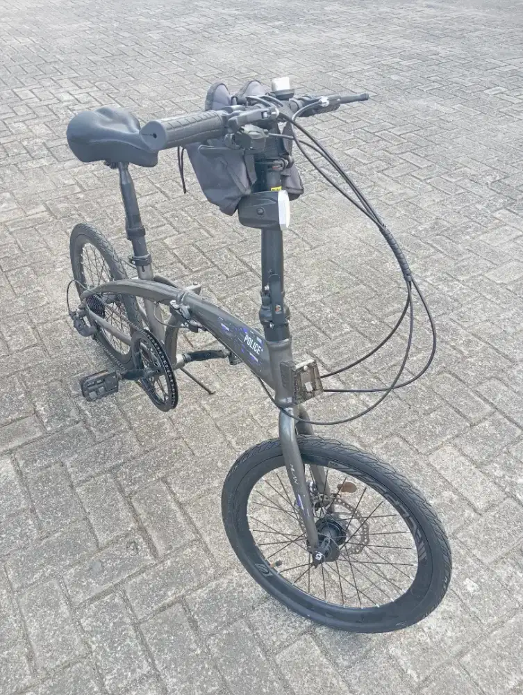 SEPEDA LIPAT POLICE MILAN BY ELEMENT 20INCH - GREY. SIAP PAKAI