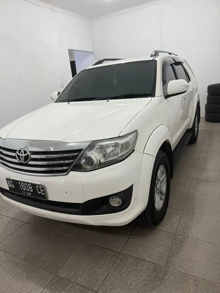 Fortuner 2.7 G lux matic