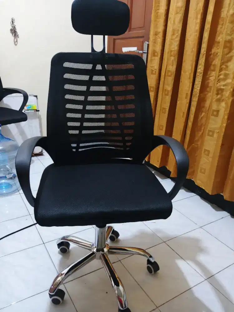 Kursi Kantor Hidrolik