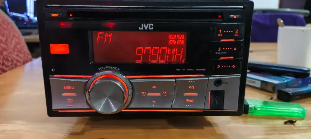 Headunit JVC USB CD radio