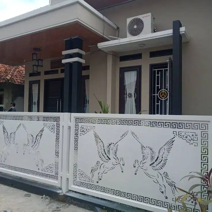 Pagar Pintu Cutting Besi Minimalis