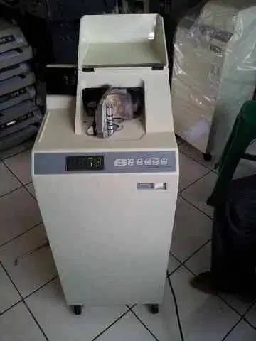 Mesin Hitung Uang NCL 200 - Mesin Hitung Uang Akurat & Tepat