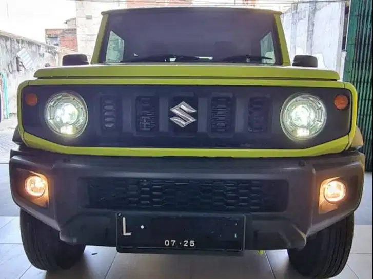 KM 35RB - SUZUKI JIMNY 3 DOORS 4X4 A/T - 2020