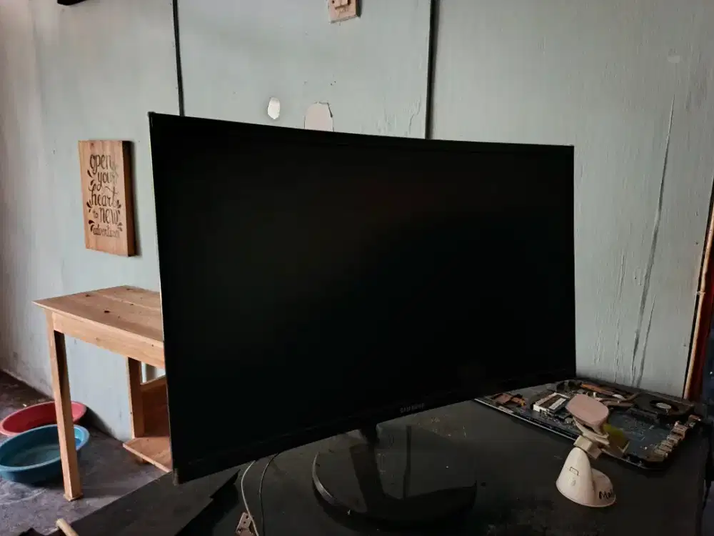 Monitor led samsung curved 24 in