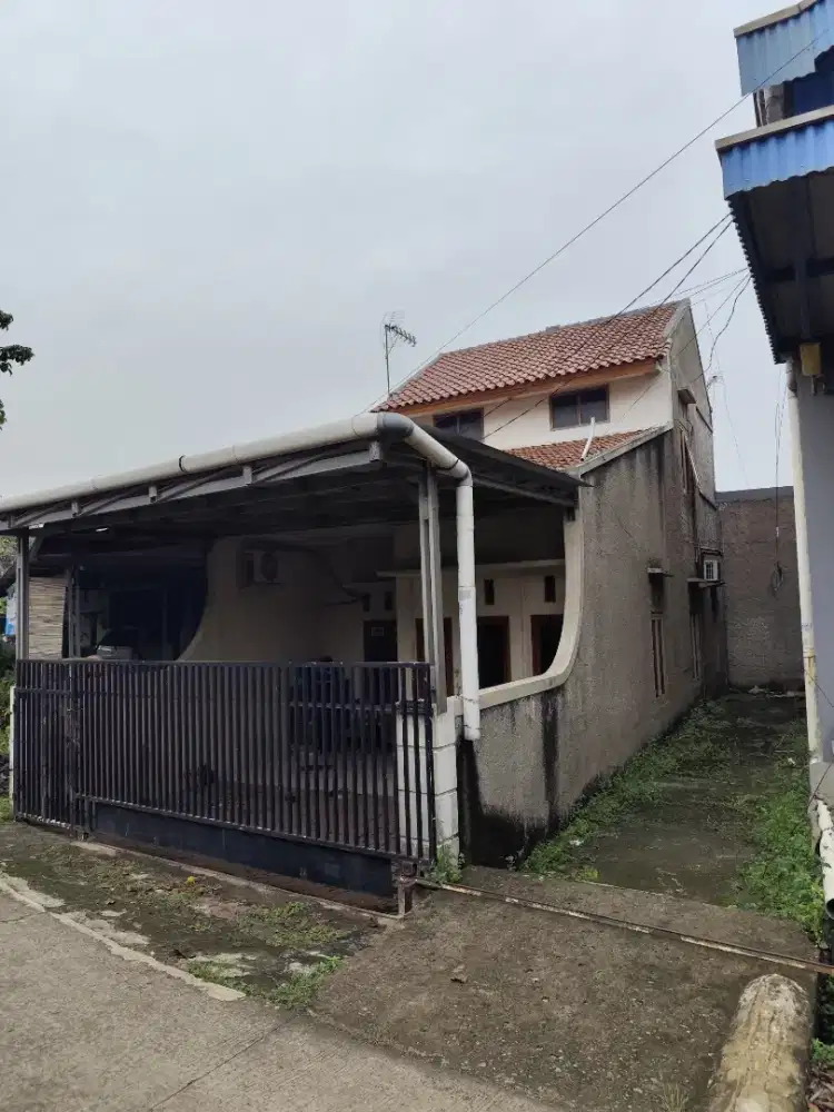 Rumah Kampung fasilitas kota