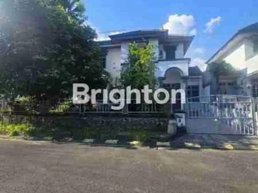 DISEWAKAN RUMAH SEMIFURNISH TENGAH KOTA BERNUANSA MINIMALIS LOKASI DALAM PERUMAHAN BALIKPAPAN BARU AMAN NYAMAN HARGA NEGO