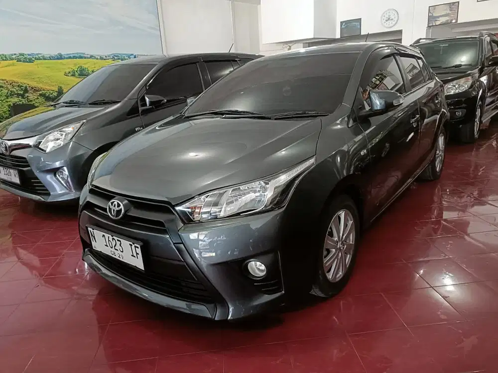 Toyota Yaris E matic 2015