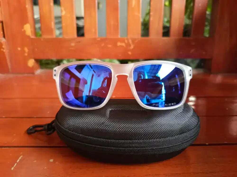 OAKLEY HB VR46 Gen 2 Lensa Polarize UV Original Beli di Malay