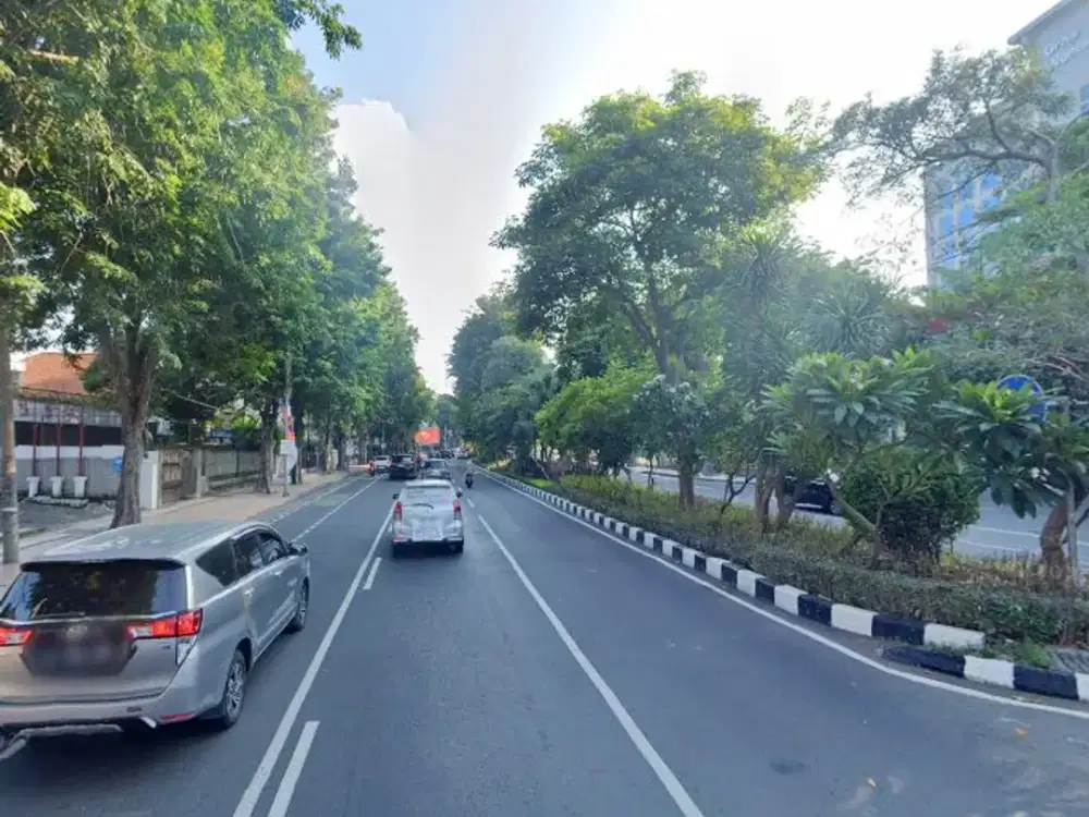 Bangunan Komersial Murah Pusat Kota Raya Darmo