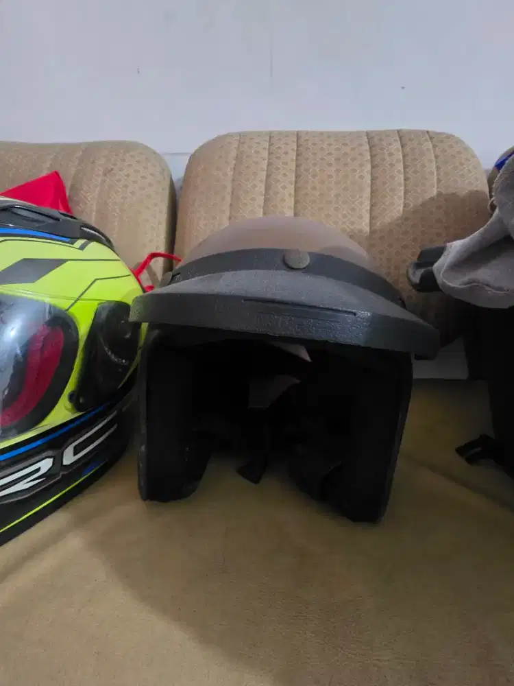 DIJUAL HELM BOGO KONDISI BEKAS