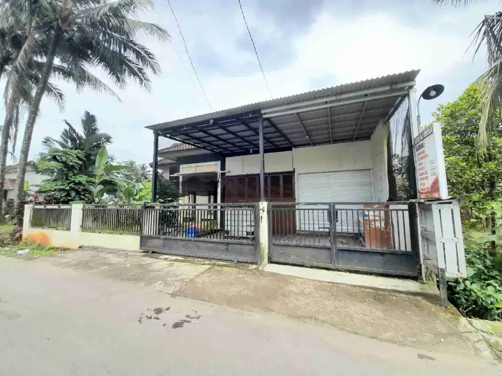 Rumah Hook Plus Kios Karangsalam Kawasan Pedesaan Dekat Unwiku