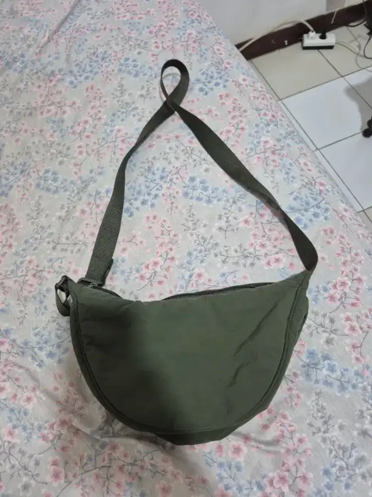Tas Uniqlo Like new