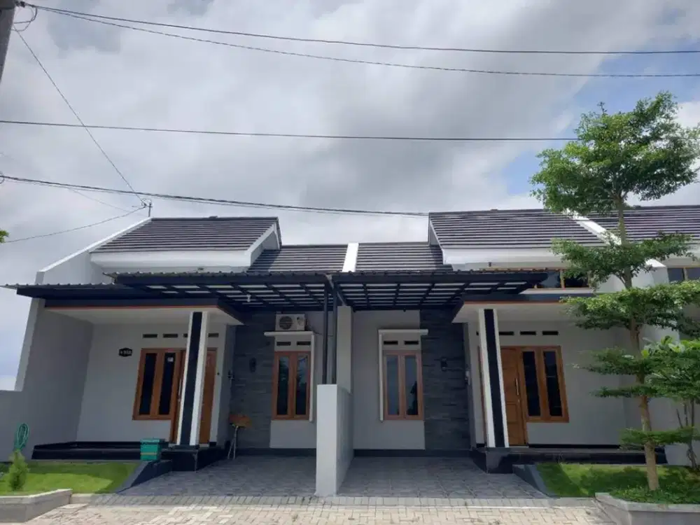 RUMAH 1 LANTAI DI COLOMADU DEKAT BANDARA