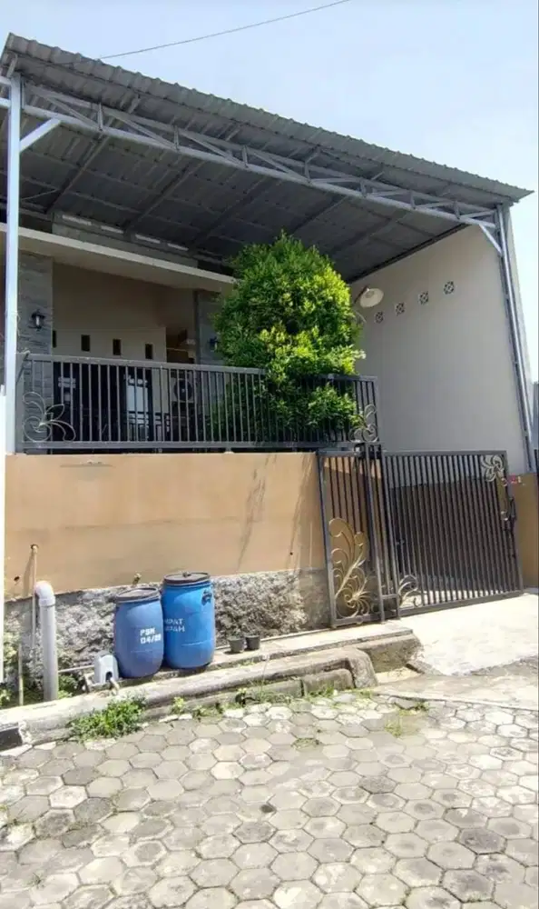 Rumah siap huni di sendang mulyo semarang