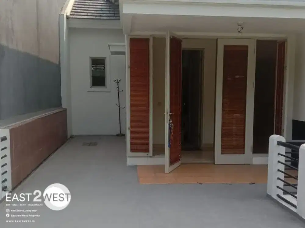 Jual Rumah La Vintage Delatinos BSD City Tangerang Selatan Bagus Nyaman Strategis Siap Huni