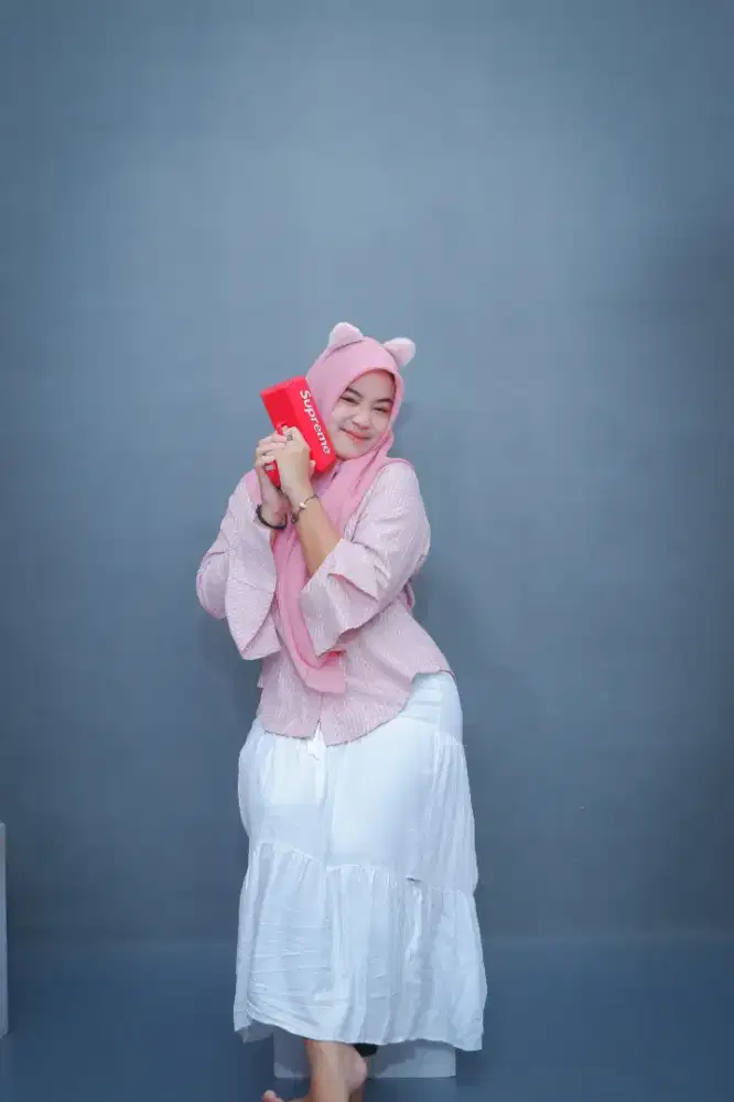 MENCARI LOWONGAN PEKERJAAN