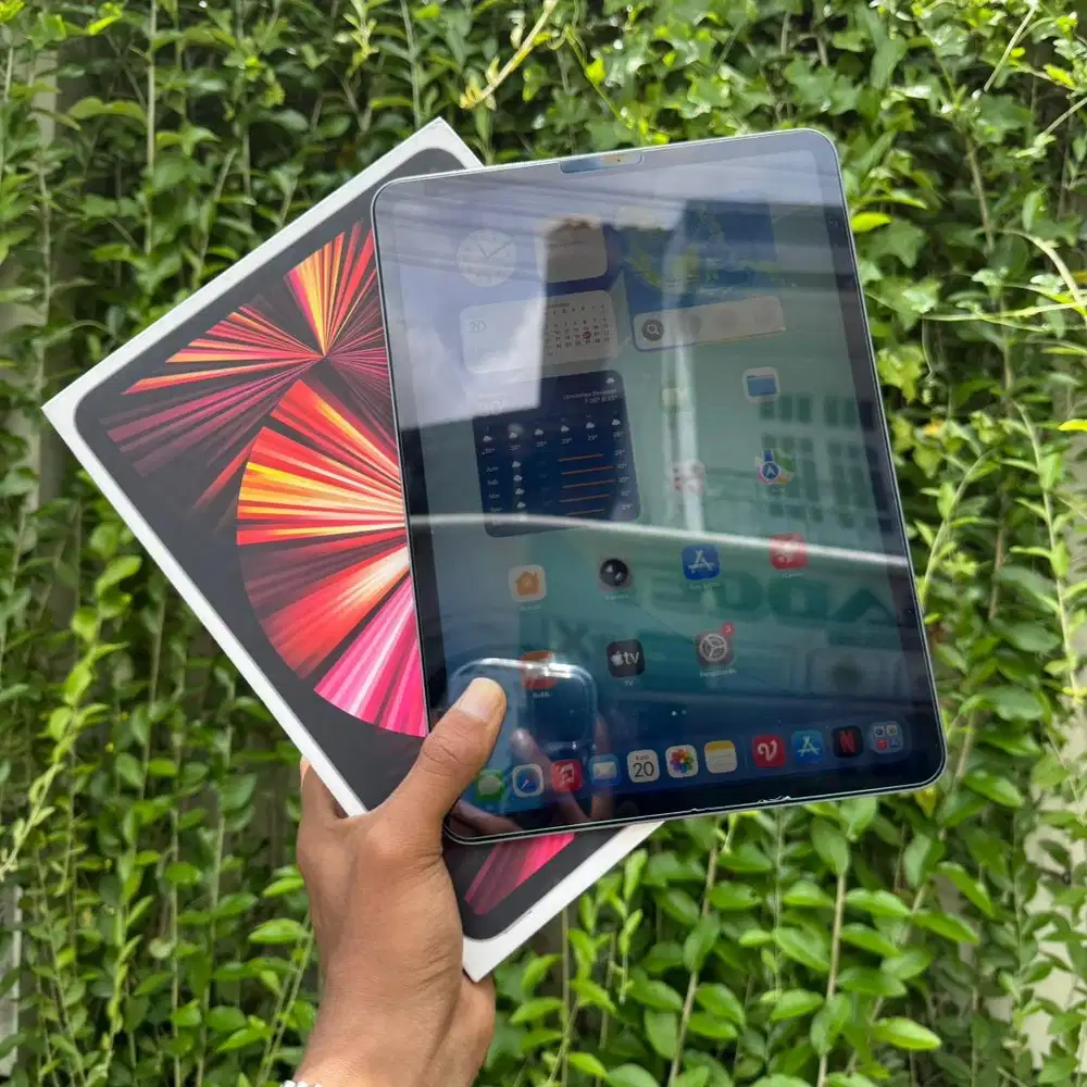 iPad Pro M1 2021 Wifi Only 256Gb Lengkap Minus Face iD