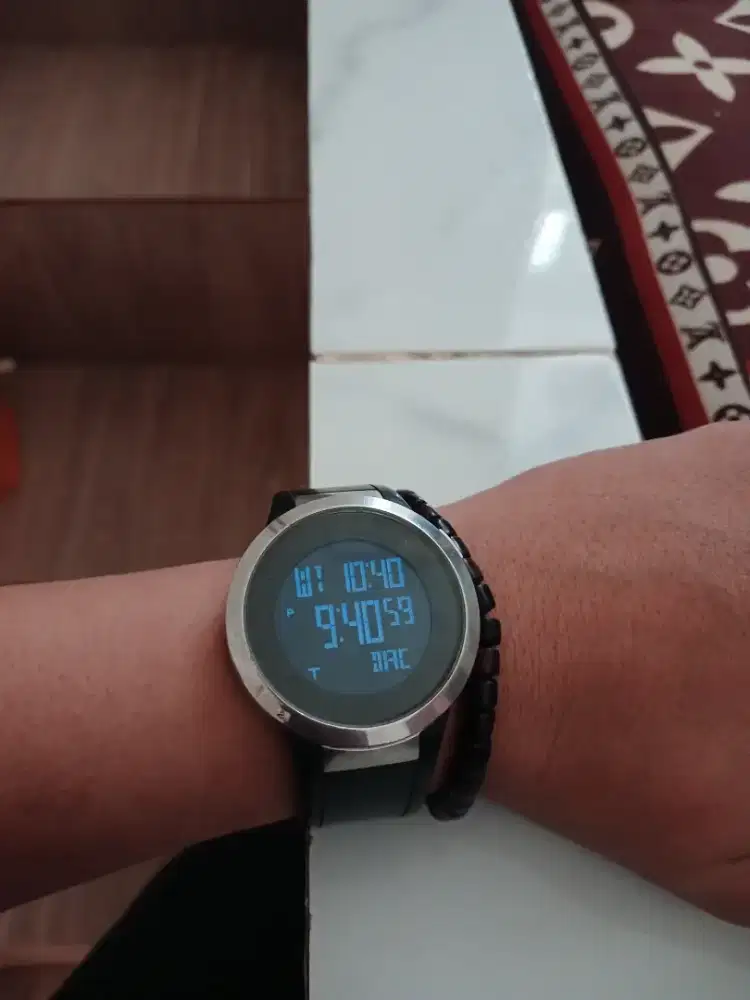 Jam tangan touch screen kenneth cole kc1639