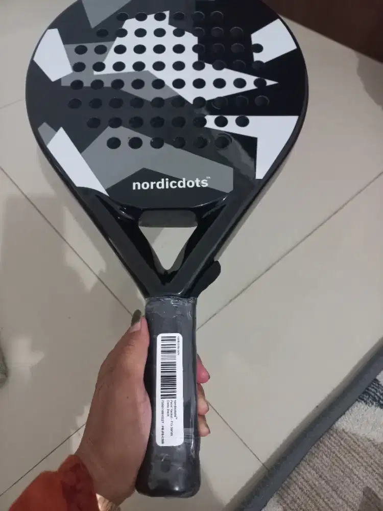 Raket padel baru merk nordicdots