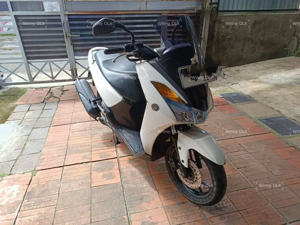 JUAL YAMAHA LEXI - PEMAKAIAN PRIBADI