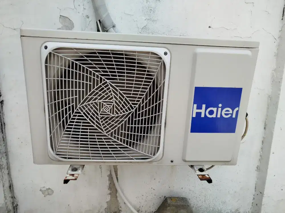 Outdoor Ac Haier ½ Pk Original