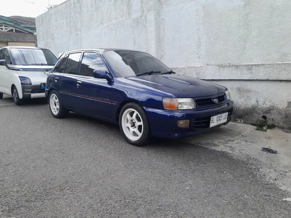 TOYOTA STARLET 1.3 TURBO LOOK  TH 1997