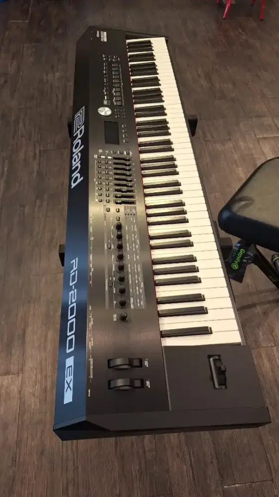 Roland RD 2000 EX new bisa kredit