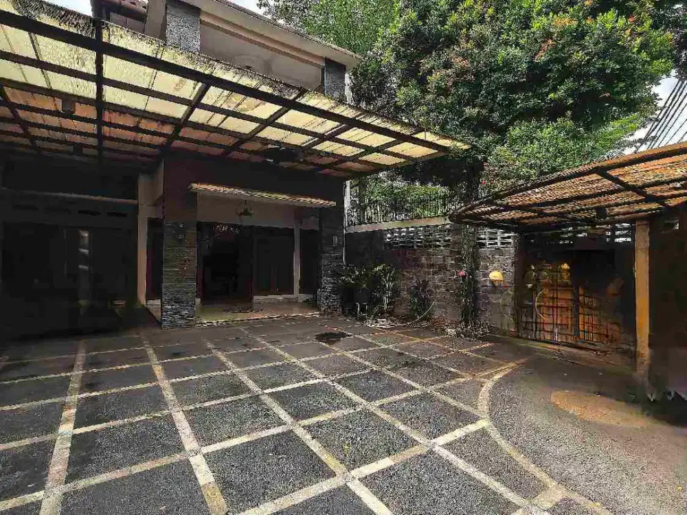 RUMAH TEROGONG PONDOK INDAH MURAH BISA UNTUK KOMERSIL MINI BUILDING 4 LANTAI