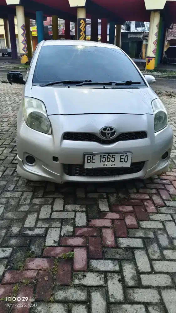 Yaris matic 2012
