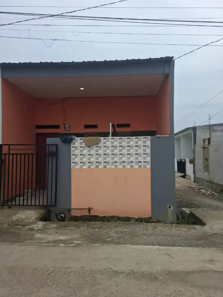 Dijual rumah pinggir jln utama bisa buat usaha lokasi Babelan kota