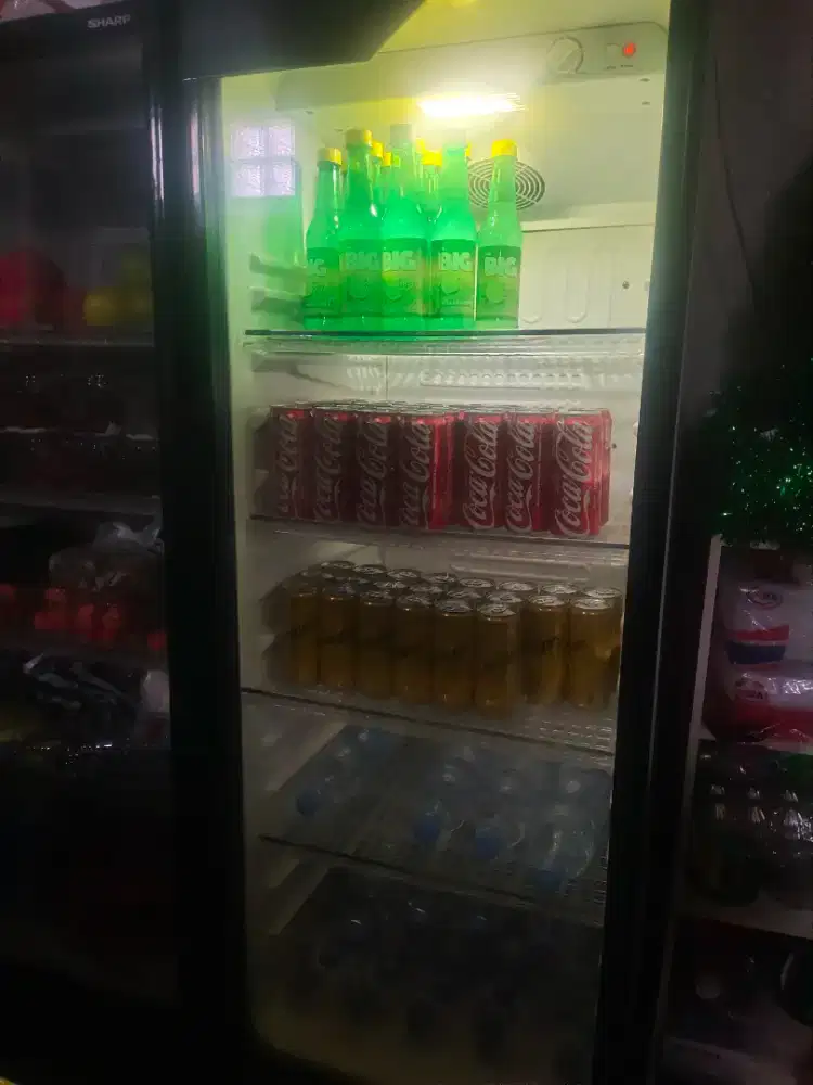 SHOWCASE SHARP MULUS 4 RAK