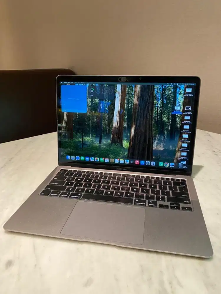 Dijual Macbook Air 2020