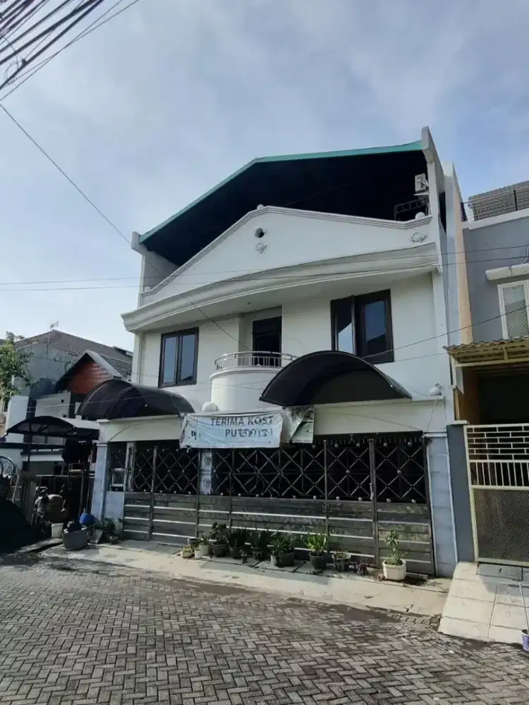 Dijual rumah kos aktif, rungkut mejoyo utara