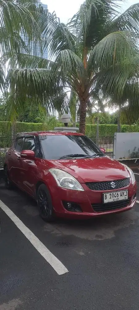 SWIFT MAROON GX 2013 AT Ex Wanita