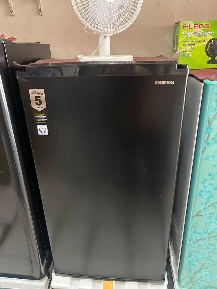 KULKAS MASPION URG 168 series