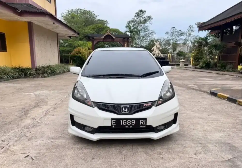 Honda Jazz RS matic tahun 2013