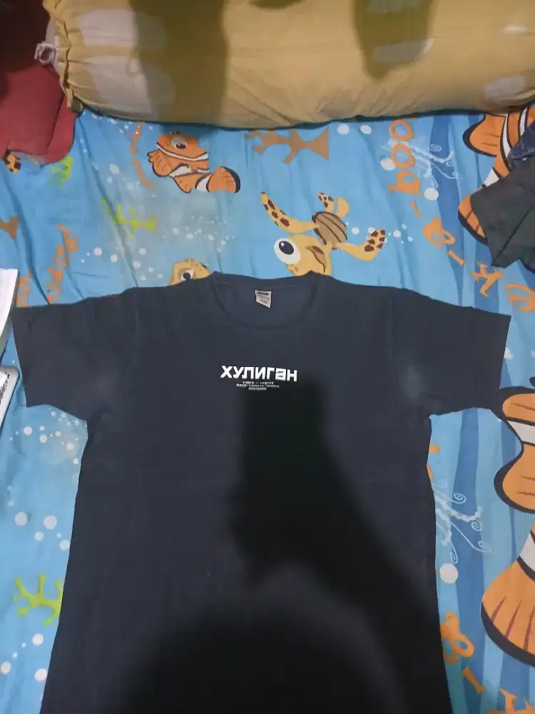 Baju kaos oblong hooligans