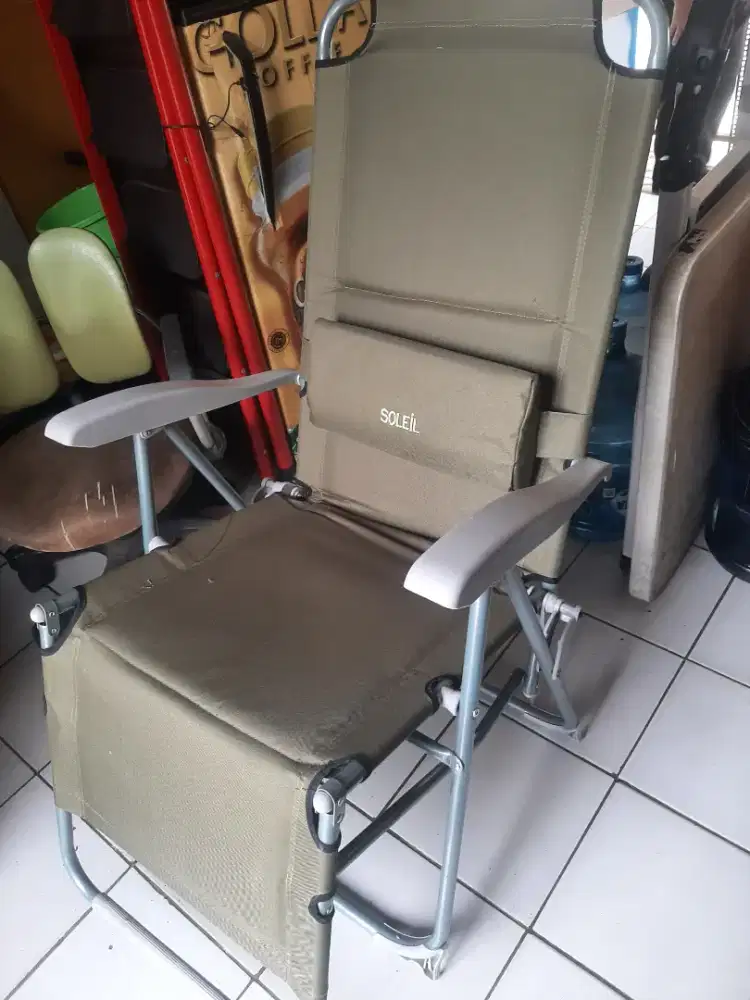 Kursi lipat gede soleil