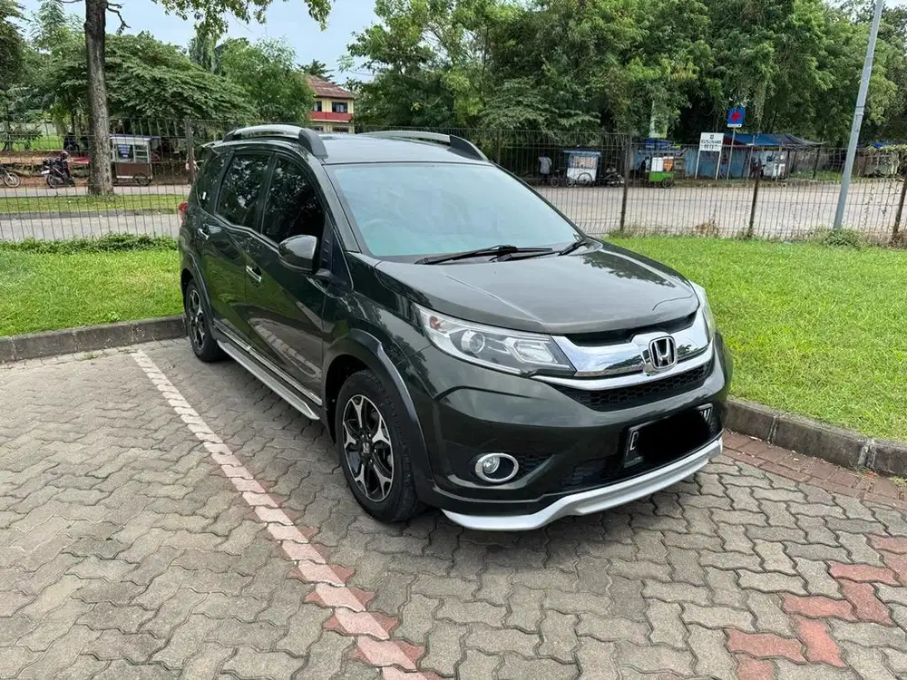 (Cash) BR-V Prestige at 2016 Hijau tua dp 5jt. brv kredit matic
