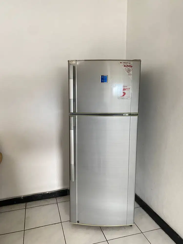 KULKAS MERK SHARP DI JUAL CEPAT, BATUNUNGGAL BANDUNG