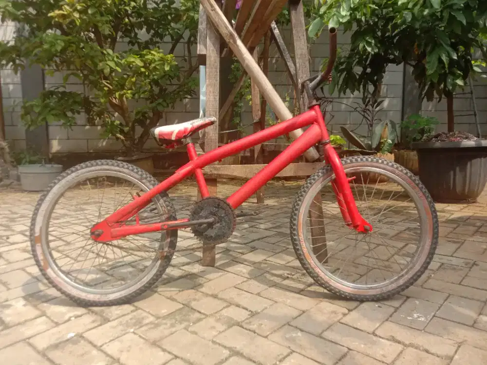 Sepeda United - BMX