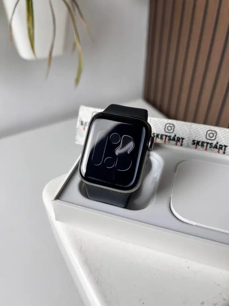 Apple Watch Series 6 40mm STAINLESS STEEL Black iwatch