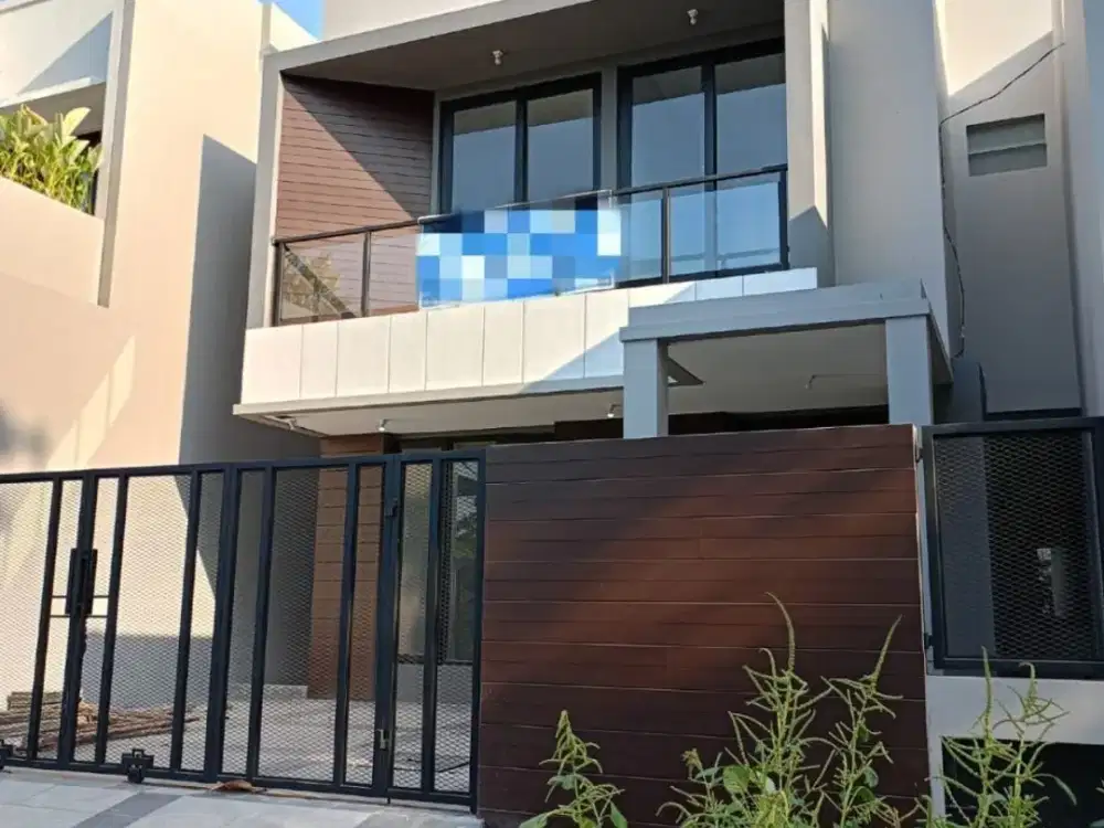 Rumah Taman Gayungsari Barat STRATEGIS, MODERN SCANDINAVIAN