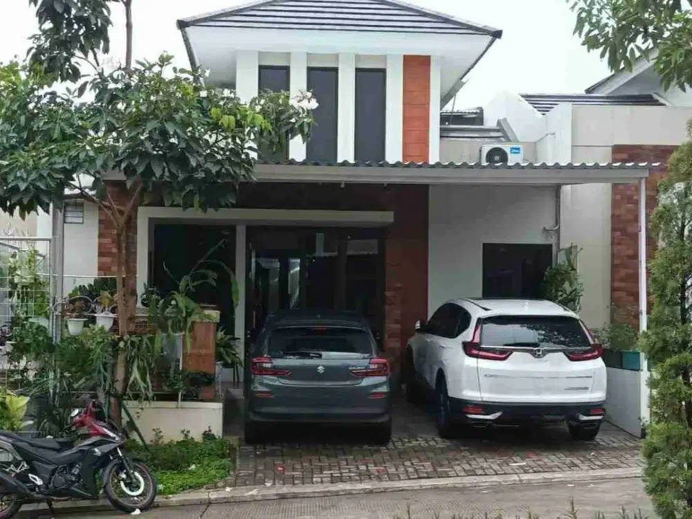 RUMAH STRATEGIS DEKAT PINTU GERBANG TOL DI SENTUL