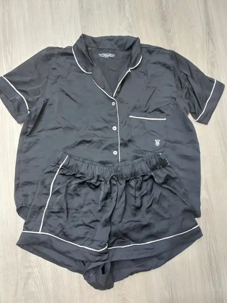Pajamas/Piyama VS (VICTORIA SECRET)  Lengan Pendek Ukuran M