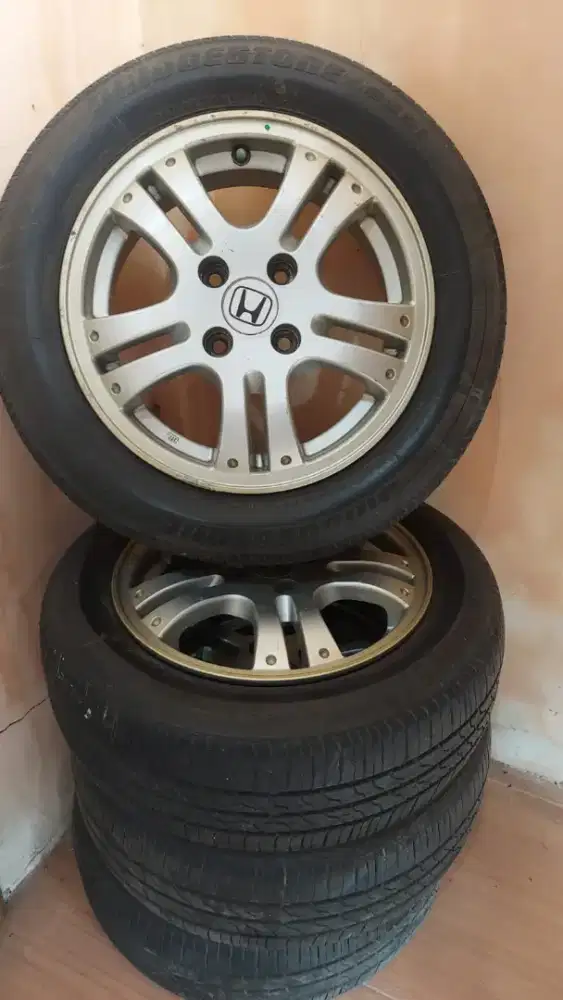 Velg dan Ban Honda Jazz R14 Original