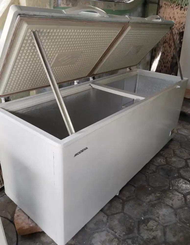 Freezer Box Modena 650L